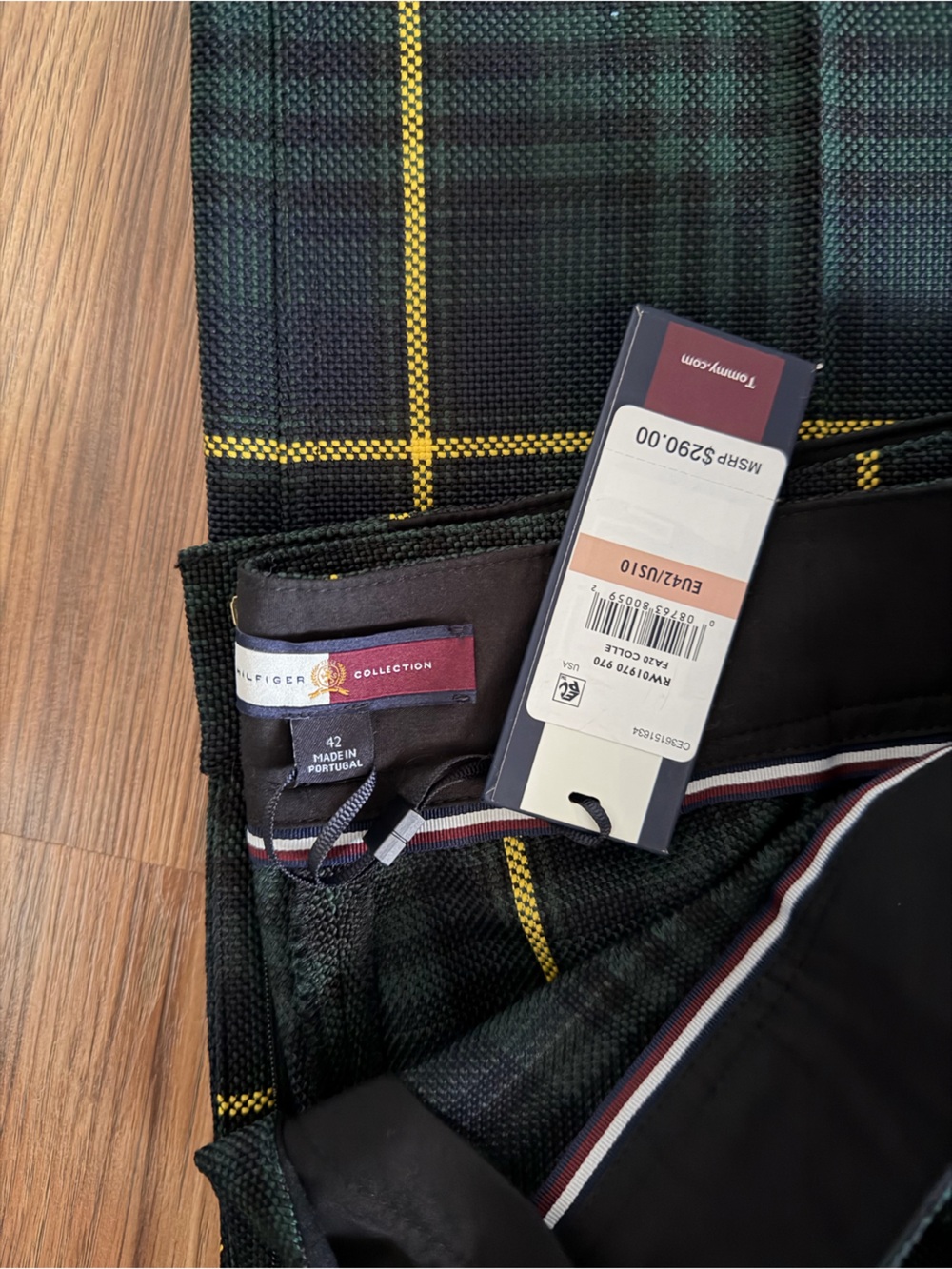 Tommy Hilfiger Green Plaid Pants Slacks Dress Pants with Yellow Accents - Picture 2 of 2